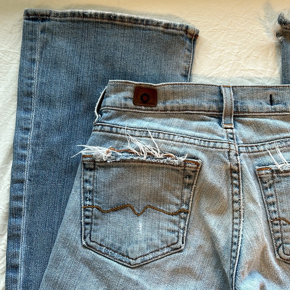 Authentic Vintsge Red Engine Made in USA Y2K Distressed Light Wash Flare Jeans